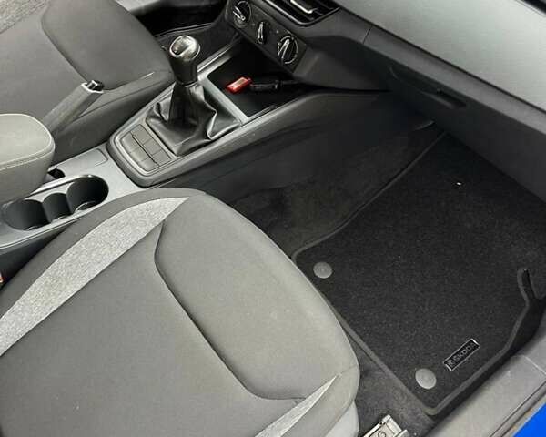 Шкода KAMIQ, об'ємом двигуна 1.6 л та пробігом 100 тис. км за 13200 $, фото 10 на Automoto.ua