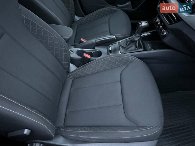 Шкода KAMIQ, об'ємом двигуна 1.6 л та пробігом 60 тис. км за 19350 $, фото 21 на Automoto.ua