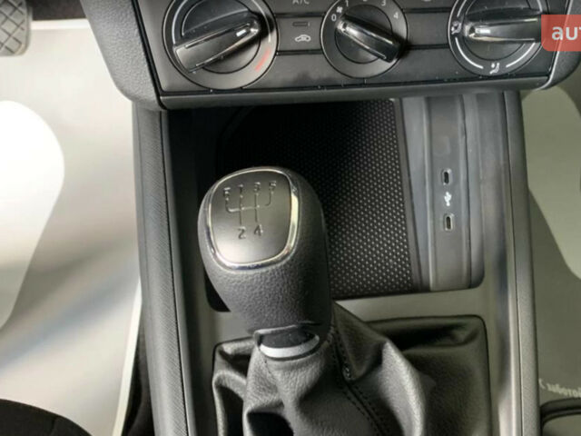 Шкода KAMIQ, объемом двигателя 1.6 л и пробегом 0 тыс. км за 20523 $, фото 14 на Automoto.ua