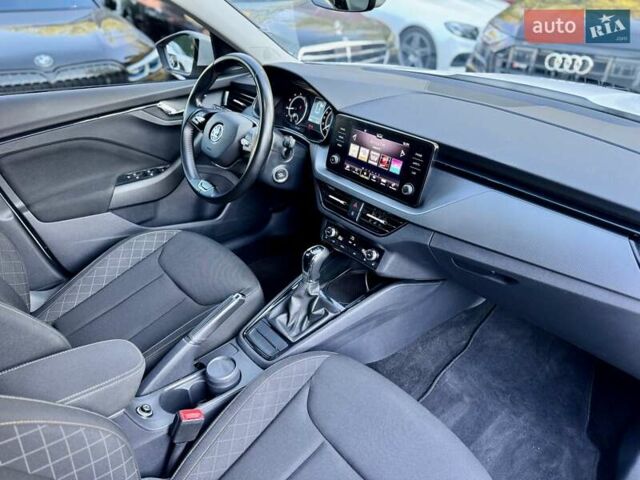 Шкода KAMIQ, объемом двигателя 1.6 л и пробегом 62 тыс. км за 20500 $, фото 18 на Automoto.ua