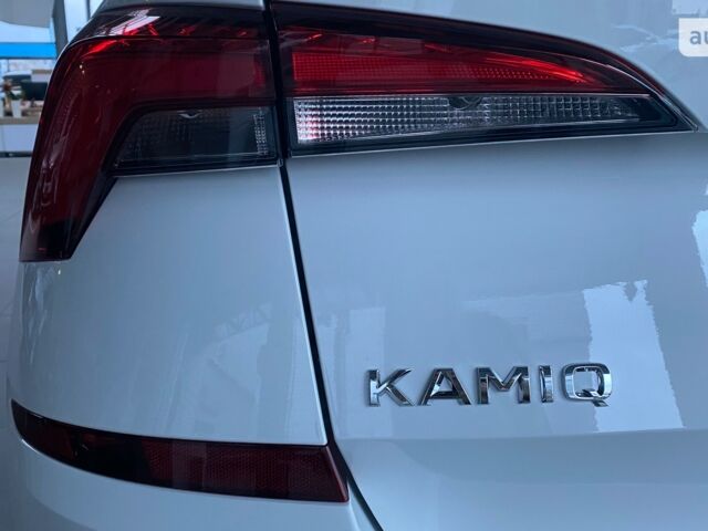 Шкода KAMIQ, об'ємом двигуна 1.6 л та пробігом 0 тис. км за 22282 $, фото 10 на Automoto.ua