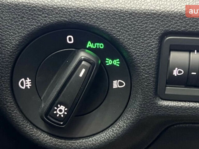 Шкода KAMIQ, объемом двигателя 1.6 л и пробегом 0 тыс. км за 20684 $, фото 12 на Automoto.ua