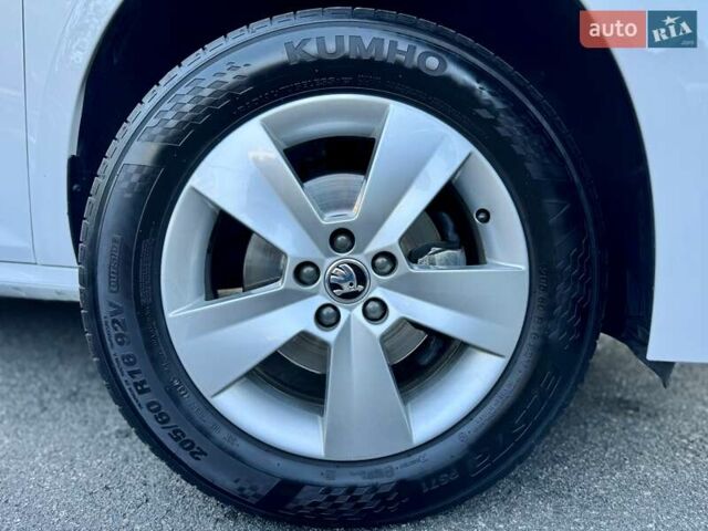 Шкода KAMIQ, объемом двигателя 1.6 л и пробегом 62 тыс. км за 20500 $, фото 29 на Automoto.ua