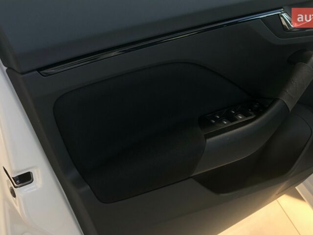 Шкода KAMIQ, об'ємом двигуна 1 л та пробігом 0 тис. км за 22395 $, фото 16 на Automoto.ua