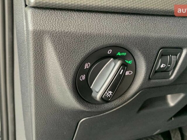 Шкода KAMIQ, объемом двигателя 1 л и пробегом 0 тыс. км за 21592 $, фото 10 на Automoto.ua