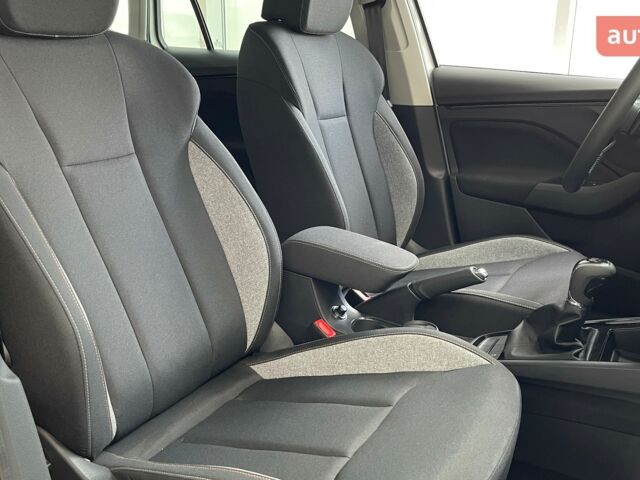 Шкода KAMIQ, объемом двигателя 1 л и пробегом 0 тыс. км за 23417 $, фото 15 на Automoto.ua