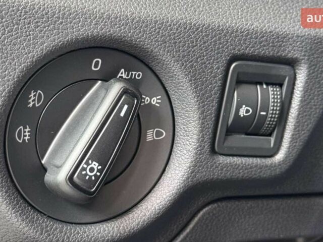 Шкода KAMIQ, об'ємом двигуна 1 л та пробігом 0 тис. км за 21639 $, фото 21 на Automoto.ua