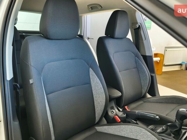 Шкода KAMIQ, об'ємом двигуна 1 л та пробігом 0 тис. км за 21653 $, фото 31 на Automoto.ua