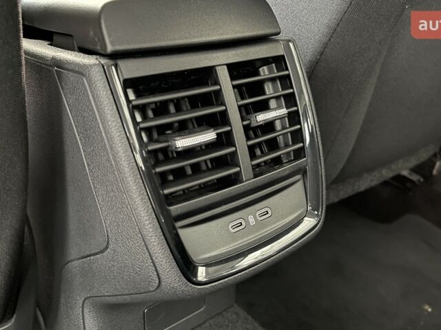 Шкода KAMIQ, объемом двигателя 1 л и пробегом 0 тыс. км за 23201 $, фото 21 на Automoto.ua