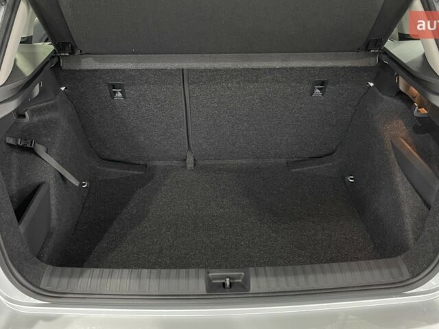 Шкода KAMIQ, объемом двигателя 1 л и пробегом 0 тыс. км за 23201 $, фото 22 на Automoto.ua