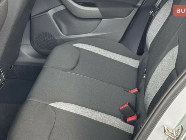 Шкода KAMIQ, об'ємом двигуна 1 л та пробігом 0 тис. км за 21639 $, фото 13 на Automoto.ua