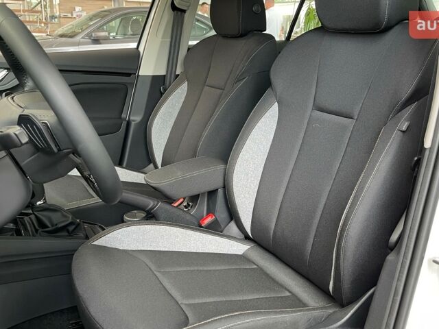 Шкода KAMIQ, объемом двигателя 1 л и пробегом 0 тыс. км за 23417 $, фото 17 на Automoto.ua