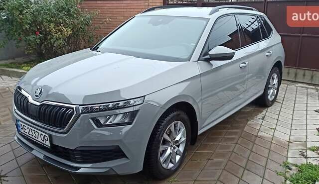 Серый Шкода KAMIQ, объемом двигателя 1.6 л и пробегом 80 тыс. км за 19300 $, фото 5 на Automoto.ua