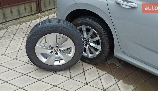 Серый Шкода KAMIQ, объемом двигателя 1.6 л и пробегом 80 тыс. км за 19300 $, фото 6 на Automoto.ua