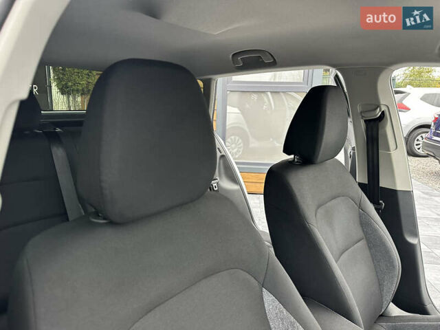 Серый Шкода KAMIQ, объемом двигателя 1.6 л и пробегом 56 тыс. км за 17800 $, фото 64 на Automoto.ua