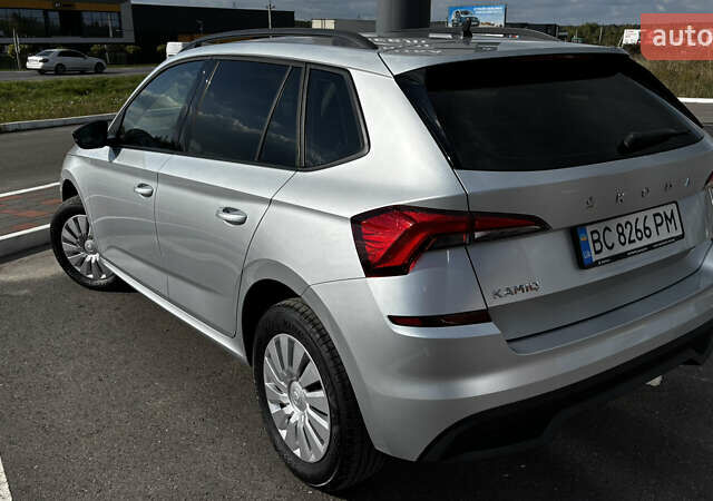 Сірий Шкода KAMIQ, об'ємом двигуна 1.6 л та пробігом 56 тис. км за 19000 $, фото 11 на Automoto.ua