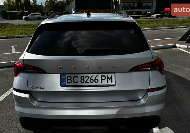 Сірий Шкода KAMIQ, об'ємом двигуна 1.6 л та пробігом 56 тис. км за 19000 $, фото 1 на Automoto.ua