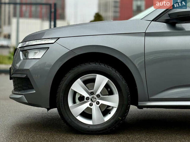 Серый Шкода KAMIQ, объемом двигателя 1.6 л и пробегом 6 тыс. км за 21800 $, фото 7 на Automoto.ua