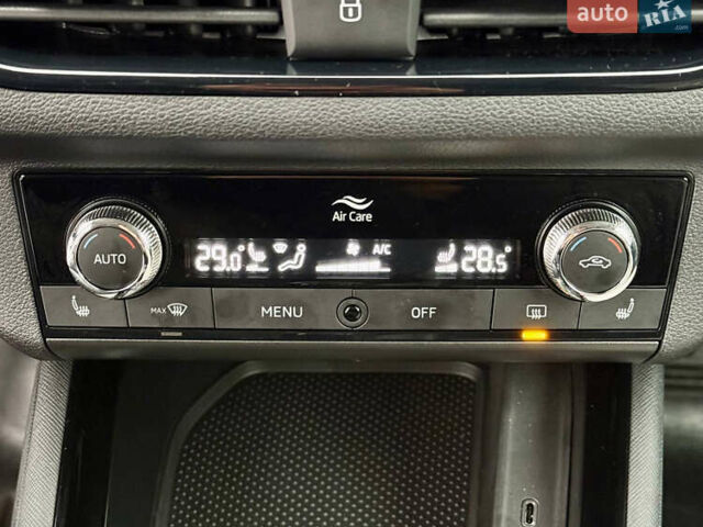 Серый Шкода KAMIQ, объемом двигателя 1.6 л и пробегом 6 тыс. км за 21800 $, фото 28 на Automoto.ua