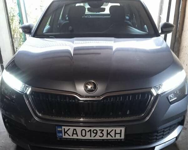 Шкода KAMIQ 2023 в Киеве на Automoto.ua Серый Шкода KAMIQ, объемом двигателя 1.6 л и пробегом 25 тыс. км за 19800 $, фото 1 на Automoto.ua