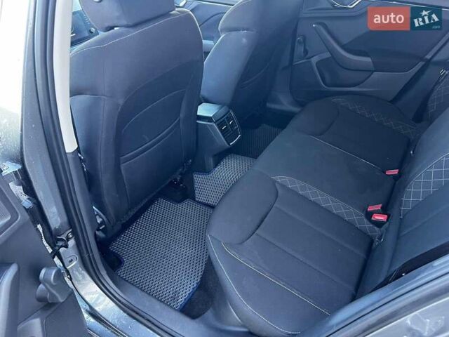 Серый Шкода KAMIQ, объемом двигателя 1.6 л и пробегом 19 тыс. км за 22000 $, фото 8 на Automoto.ua