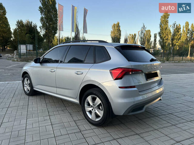 Серый Шкода KAMIQ, объемом двигателя 1.6 л и пробегом 22 тыс. км за 22650 $, фото 3 на Automoto.ua
