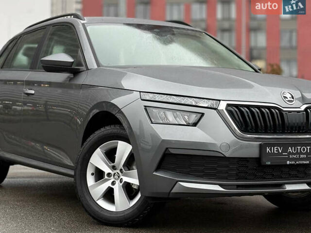 Серый Шкода KAMIQ, объемом двигателя 1.6 л и пробегом 6 тыс. км за 21800 $, фото 6 на Automoto.ua