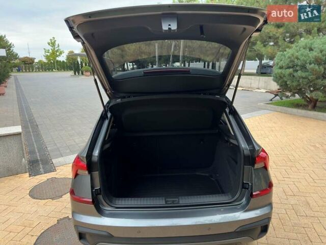 Серый Шкода KAMIQ, объемом двигателя 1 л и пробегом 2 тыс. км за 23783 $, фото 17 на Automoto.ua