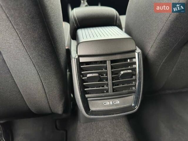 Серый Шкода KAMIQ, объемом двигателя 1 л и пробегом 2 тыс. км за 23783 $, фото 16 на Automoto.ua