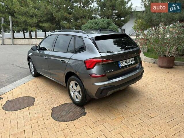 Серый Шкода KAMIQ, объемом двигателя 1 л и пробегом 2 тыс. км за 23783 $, фото 8 на Automoto.ua