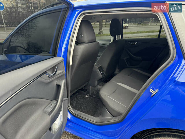 Синий Шкода KAMIQ, объемом двигателя 1.6 л и пробегом 162 тыс. км за 13500 $, фото 17 на Automoto.ua