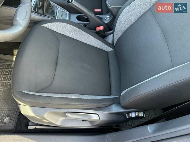 Синій Шкода KAMIQ, об'ємом двигуна 1.6 л та пробігом 219 тис. км за 10800 $, фото 16 на Automoto.ua
