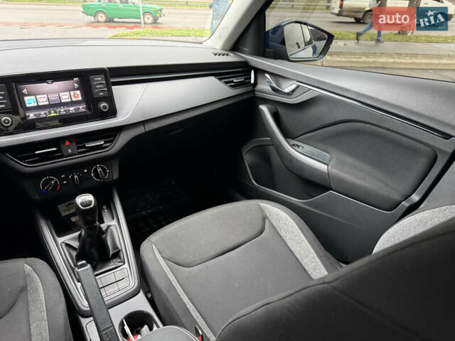 Синий Шкода KAMIQ, объемом двигателя 1.6 л и пробегом 162 тыс. км за 13500 $, фото 29 на Automoto.ua