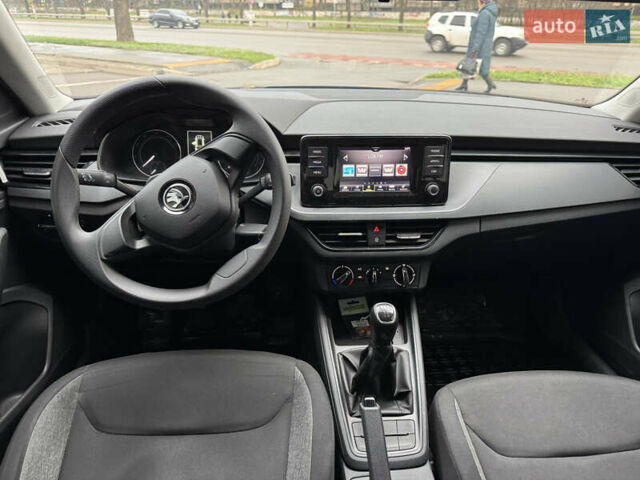 Синий Шкода KAMIQ, объемом двигателя 1.6 л и пробегом 162 тыс. км за 13500 $, фото 30 на Automoto.ua