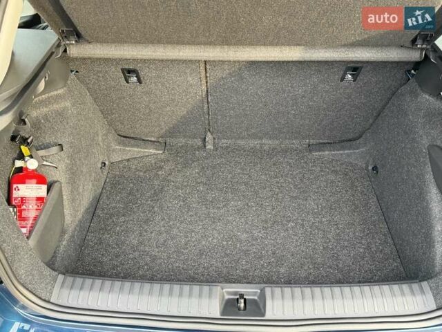 Синий Шкода KAMIQ, объемом двигателя 1.6 л и пробегом 56 тыс. км за 19500 $, фото 71 на Automoto.ua