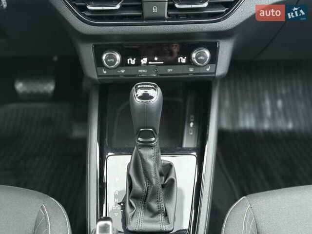 Шкода KAMIQ 2021 у Києві на Automoto.ua Синій Шкода KAMIQ, об'ємом двигуна 1.6 л та пробігом 56 тис. км за 19900 $, фото 70 на Automoto.ua
