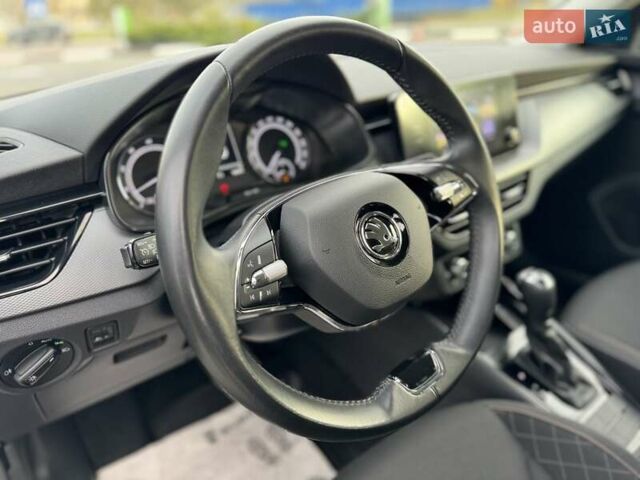 Синий Шкода KAMIQ, объемом двигателя 1.6 л и пробегом 56 тыс. км за 19500 $, фото 56 на Automoto.ua