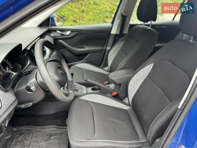 Синий Шкода KAMIQ, объемом двигателя 1.6 л и пробегом 150 тыс. км за 11900 $, фото 18 на Automoto.ua