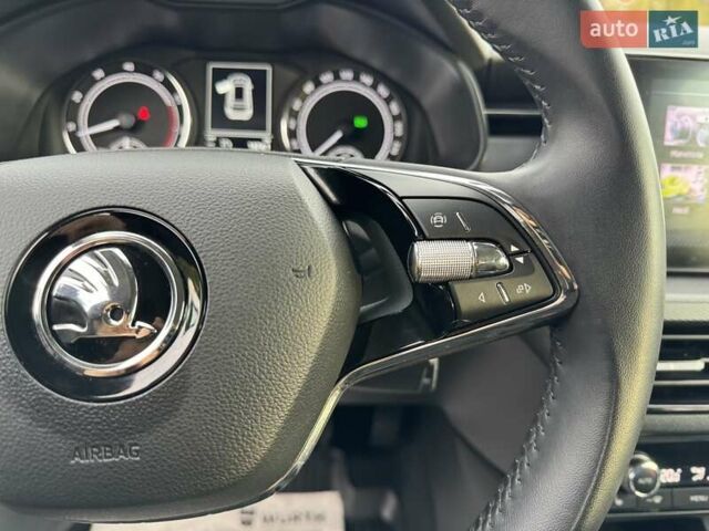 Синий Шкода KAMIQ, объемом двигателя 1.6 л и пробегом 56 тыс. км за 19500 $, фото 58 на Automoto.ua