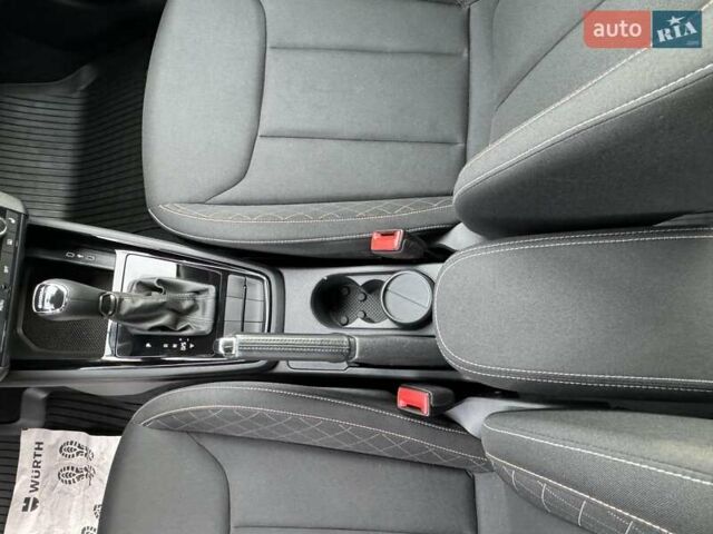 Синий Шкода KAMIQ, объемом двигателя 1.6 л и пробегом 56 тыс. км за 19500 $, фото 49 на Automoto.ua