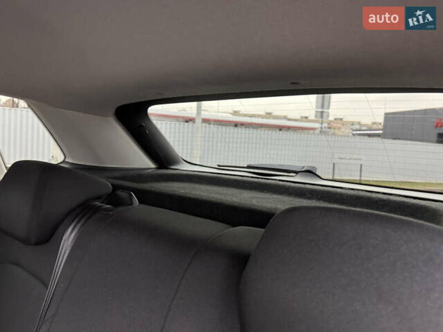 Синий Шкода KAMIQ, объемом двигателя 1.6 л и пробегом 162 тыс. км за 13500 $, фото 28 на Automoto.ua