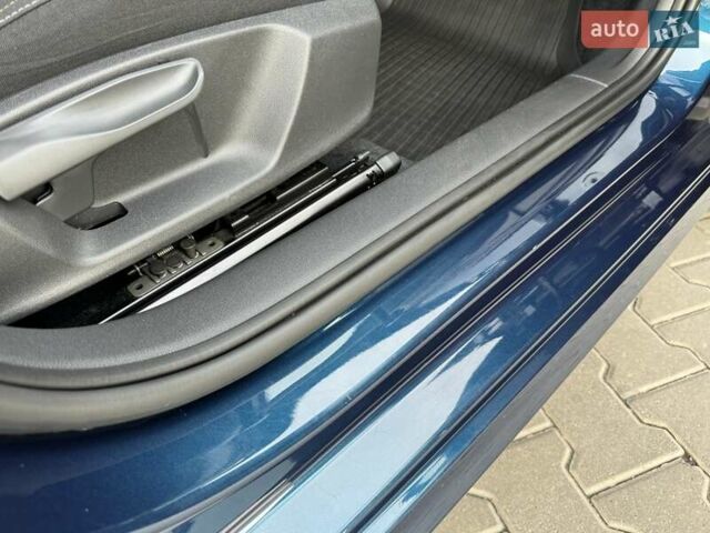 Синий Шкода KAMIQ, объемом двигателя 1.6 л и пробегом 56 тыс. км за 19500 $, фото 92 на Automoto.ua