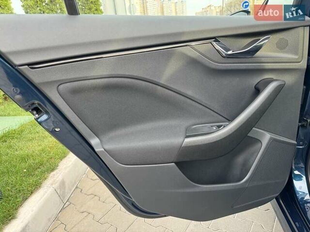 Синий Шкода KAMIQ, объемом двигателя 1.6 л и пробегом 56 тыс. км за 19500 $, фото 69 на Automoto.ua