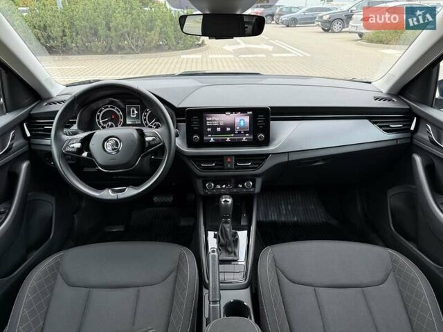 Шкода KAMIQ 2021 у Києві на Automoto.ua Синій Шкода KAMIQ, об'ємом двигуна 1.6 л та пробігом 56 тис. км за 19900 $, фото 65 на Automoto.ua