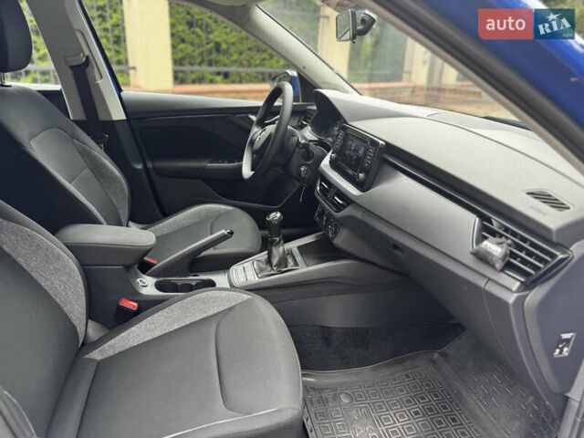 Синий Шкода KAMIQ, объемом двигателя 1.6 л и пробегом 150 тыс. км за 11900 $, фото 13 на Automoto.ua