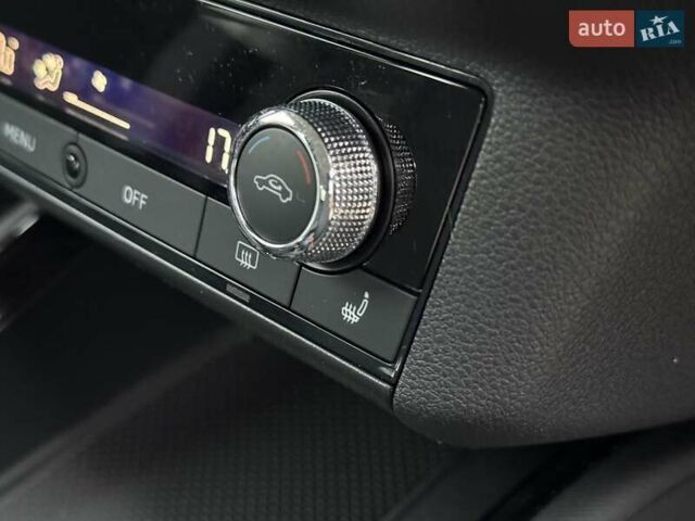 Шкода KAMIQ 2021 у Києві на Automoto.ua Синій Шкода KAMIQ, об'ємом двигуна 1.6 л та пробігом 56 тис. км за 19900 $, фото 71 на Automoto.ua
