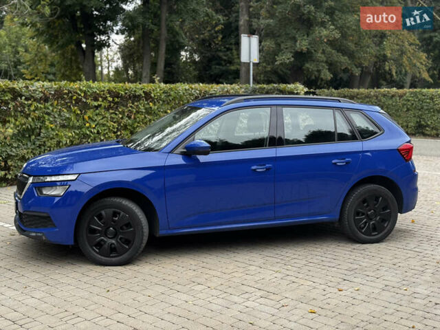 Синий Шкода KAMIQ, объемом двигателя 1.6 л и пробегом 150 тыс. км за 11900 $, фото 2 на Automoto.ua