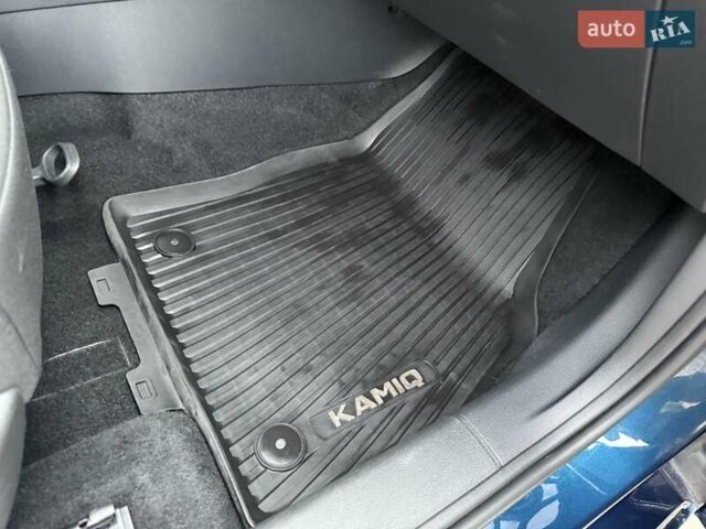 Шкода KAMIQ 2021 у Києві на Automoto.ua Синій Шкода KAMIQ, об'ємом двигуна 1.6 л та пробігом 56 тис. км за 19900 $, фото 60 на Automoto.ua