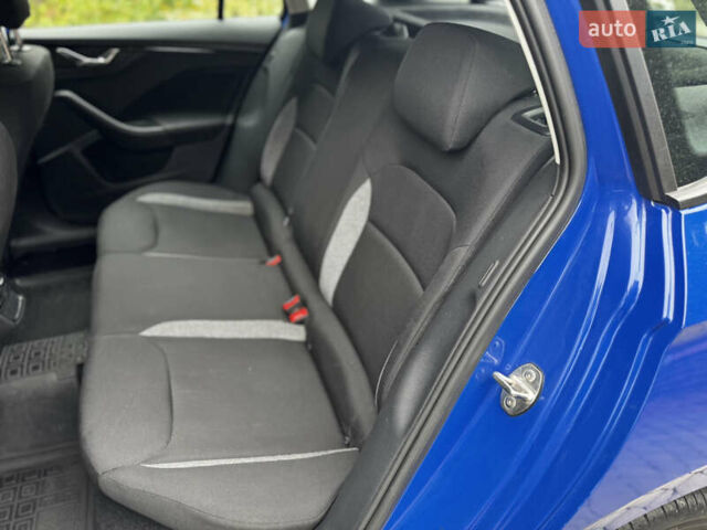 Синий Шкода KAMIQ, объемом двигателя 1.6 л и пробегом 150 тыс. км за 11900 $, фото 16 на Automoto.ua