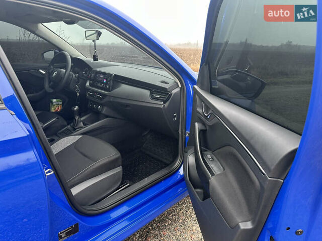 Синий Шкода KAMIQ, объемом двигателя 1.6 л и пробегом 231 тыс. км за 10800 $, фото 7 на Automoto.ua